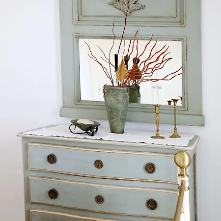 Tholaria Boutique 2*