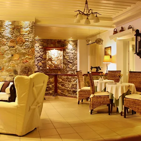 Tholaria Boutique Astypalaia