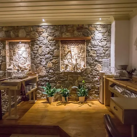 Hotel Tholaria Boutique