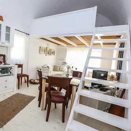 Tholaria Boutique Hotel