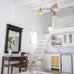 호텔 Tholaria Boutique 2*