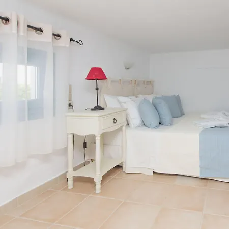 Hotel Tholaria Boutique 2*