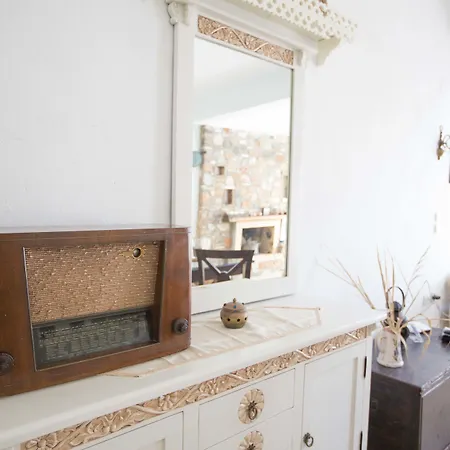 Tholaria Boutique 2*