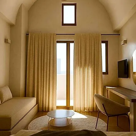 Hotel Tholaria Boutique 2*