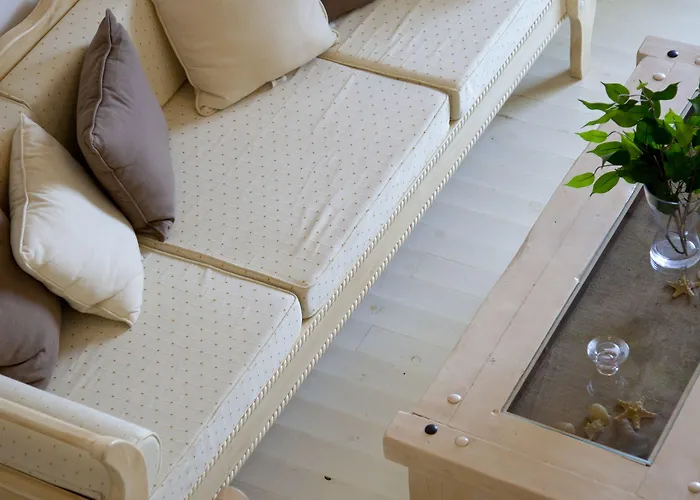 Tholaria Boutique فندق 2*