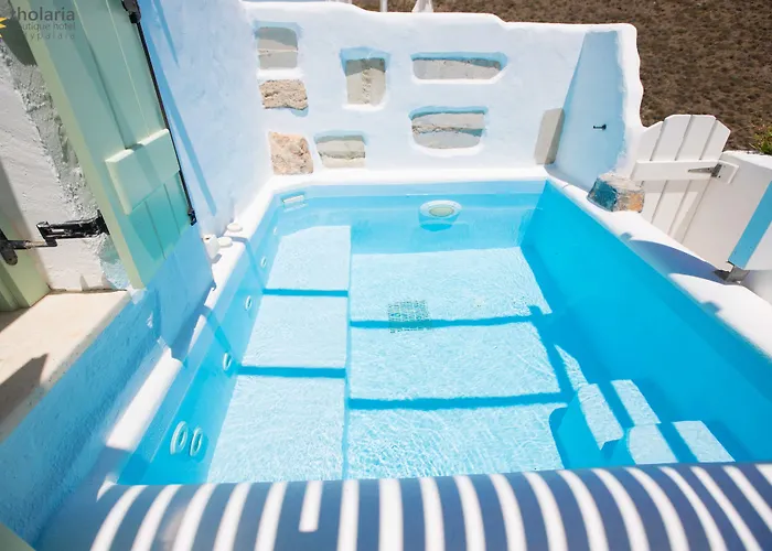 Tholaria Boutique 2*